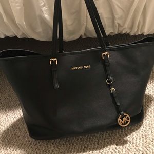Michael Kors Black jet set medium tote bag